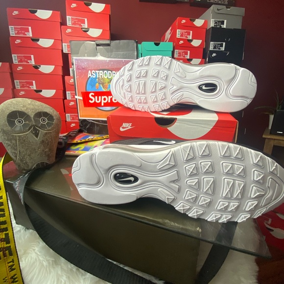 🆕 - Nike Air Max 97 - Black / White - Mens Size 9 - Picture 7 of 8